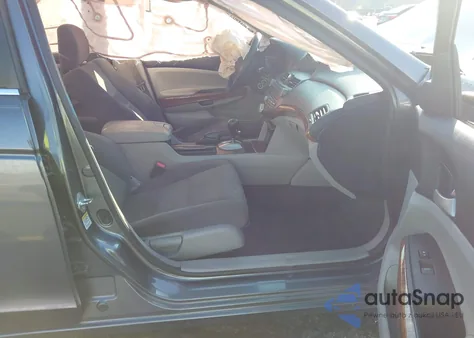 2011 Honda Accord 2.4 Ex from USA, damaged, VIN 1HGCP2F79BA091387